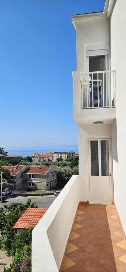 Sea View Apartment Aria Petrovac Exterior photo