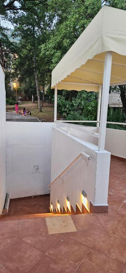 Sea View Apartment Aria Petrovac Exterior photo